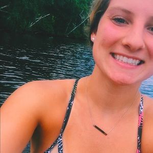 Meet your Posher, Sienna